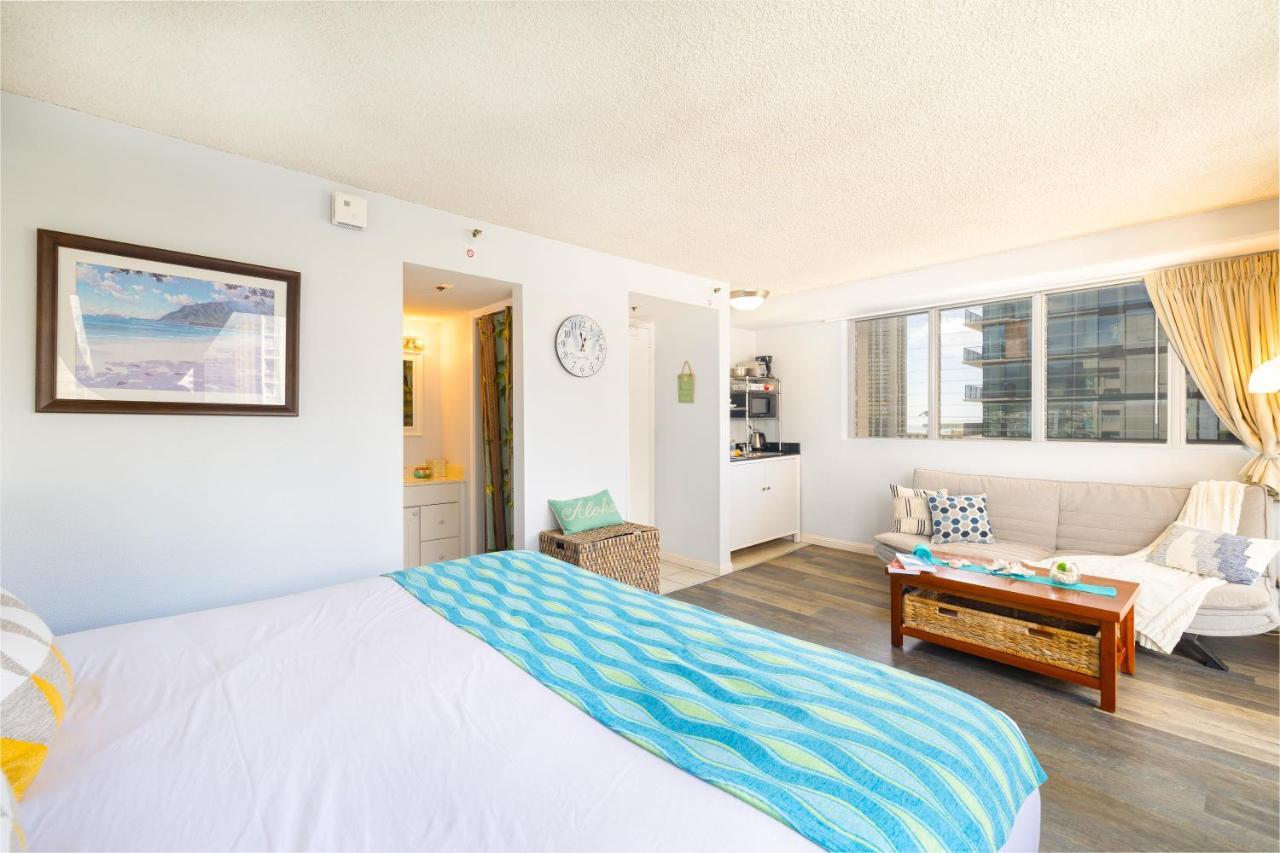 Beautiful Studio In The Heart Of Vibrant Waikiki Honolulu Exterior foto