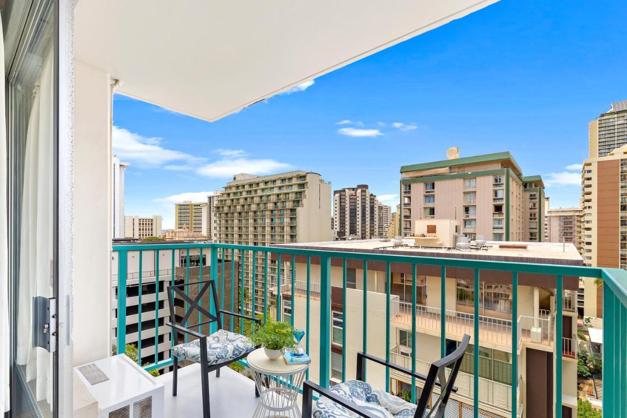 Beautiful Studio In The Heart Of Vibrant Waikiki Honolulu Exterior foto